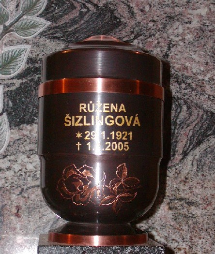 Porcelánová urna