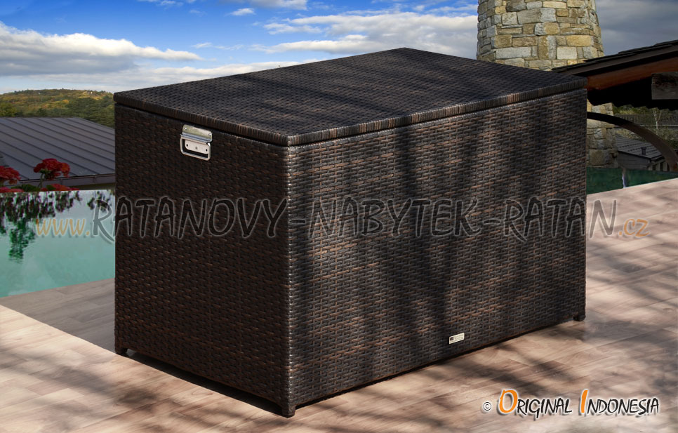 Truhla - umělý ratan