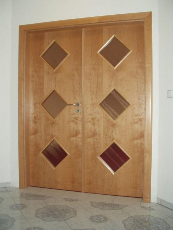 Dveře - TOJA - VOCHOV, s.r.o.