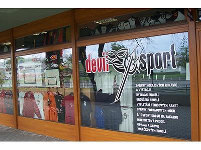 Výkladní skříň obchodu