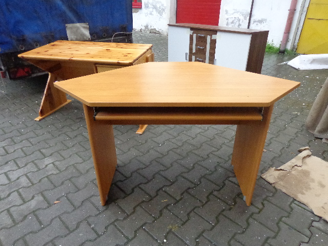 Bazar nábytku U Slávka - psací stůl